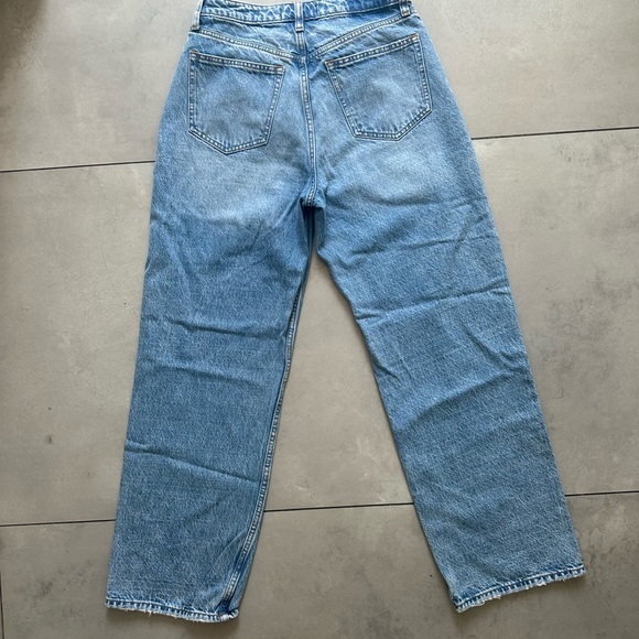 Abercrombie & Fitch Curve Love “ The Loose High Rise” Light Blue Jeans - Picture 10 of 10